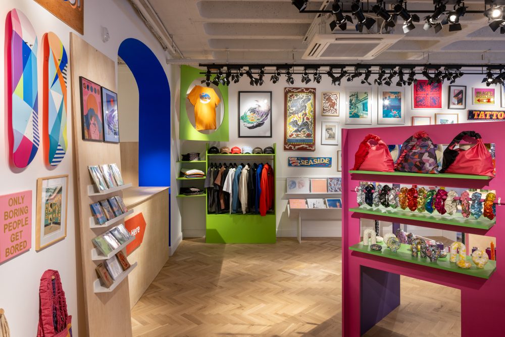 LONDON MADE ME – CARNABY STREET